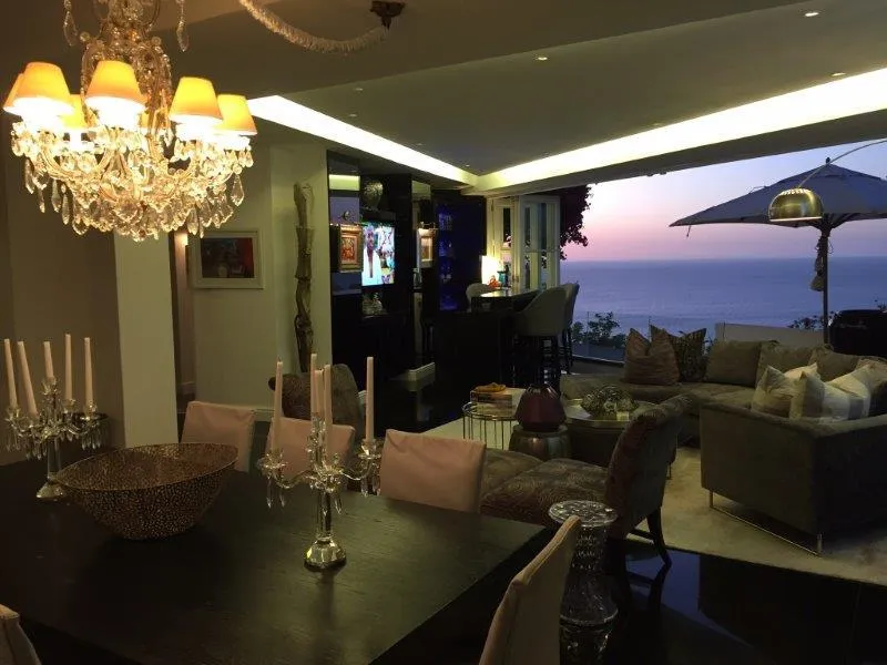 Bantry Villa, Bantry Bay
