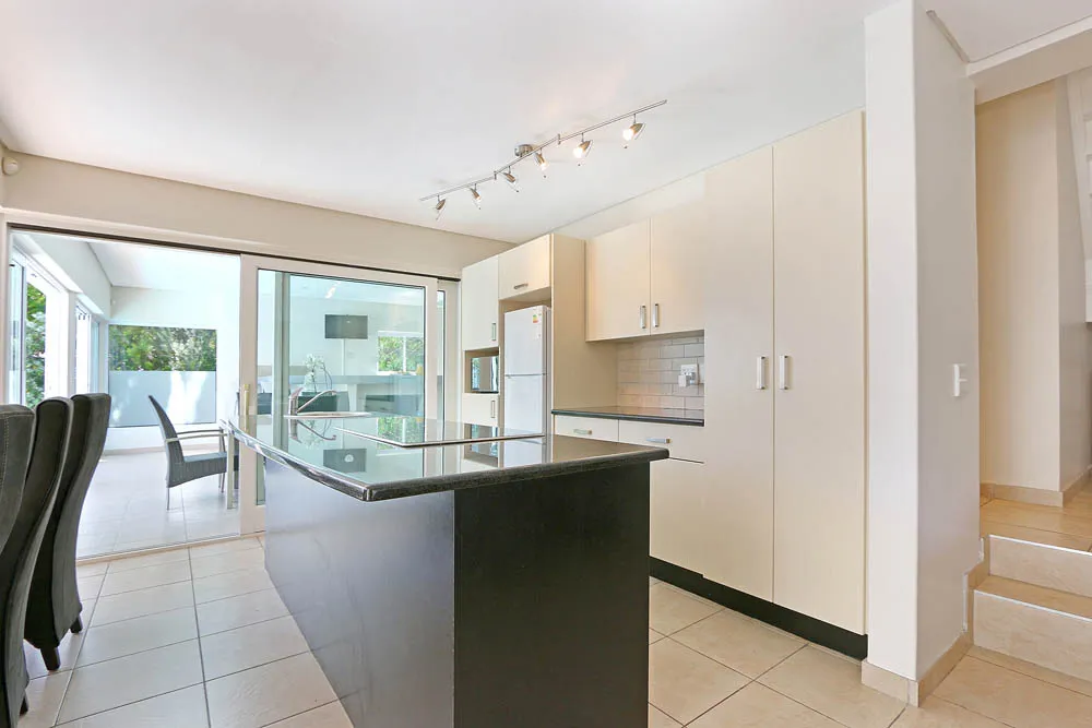 property_[object Object]_4