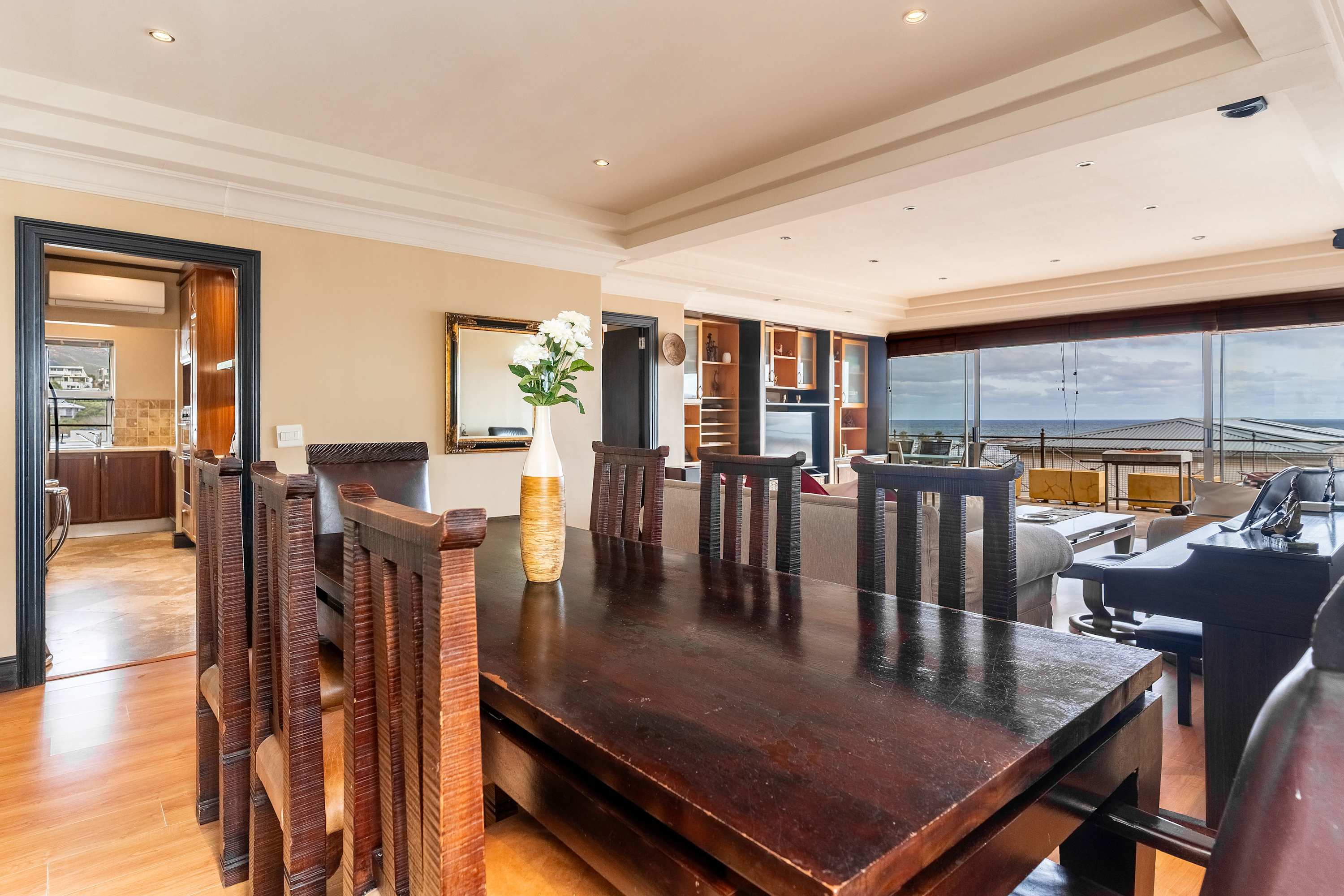 property_[object Object]_10