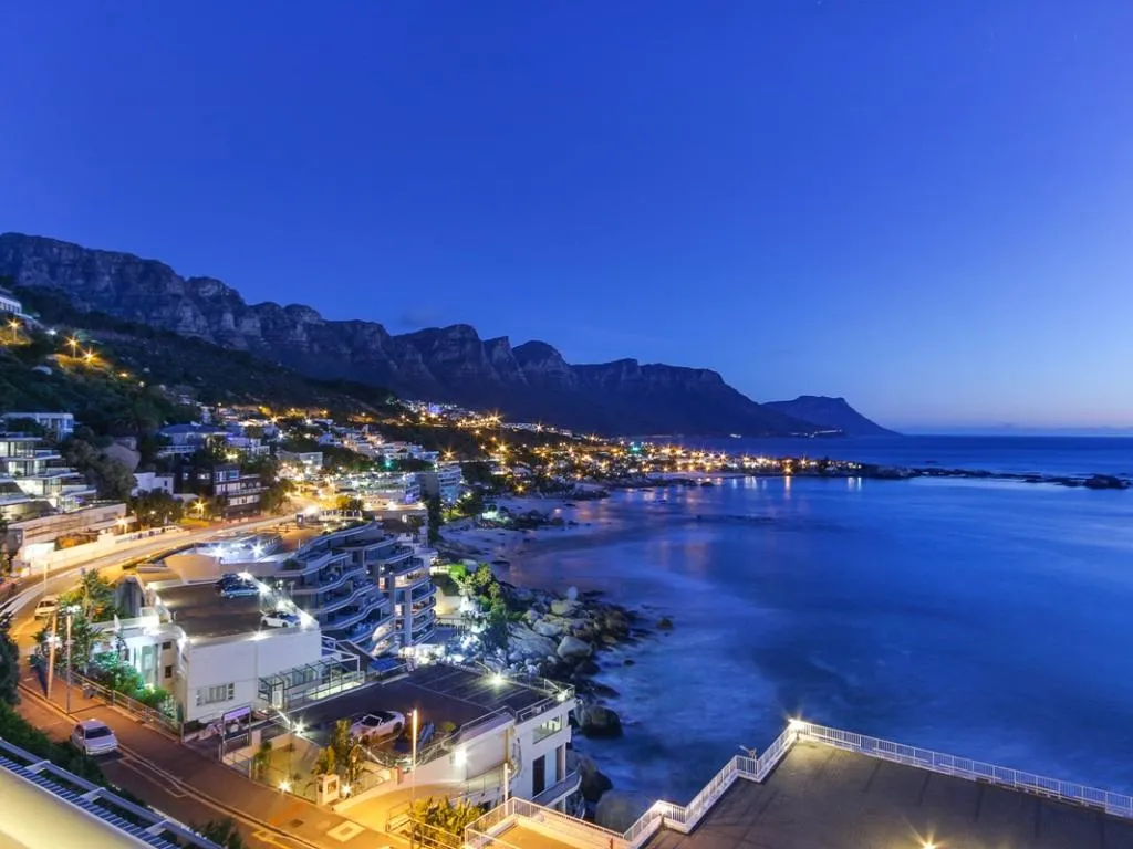 Bay Watch, Clifton