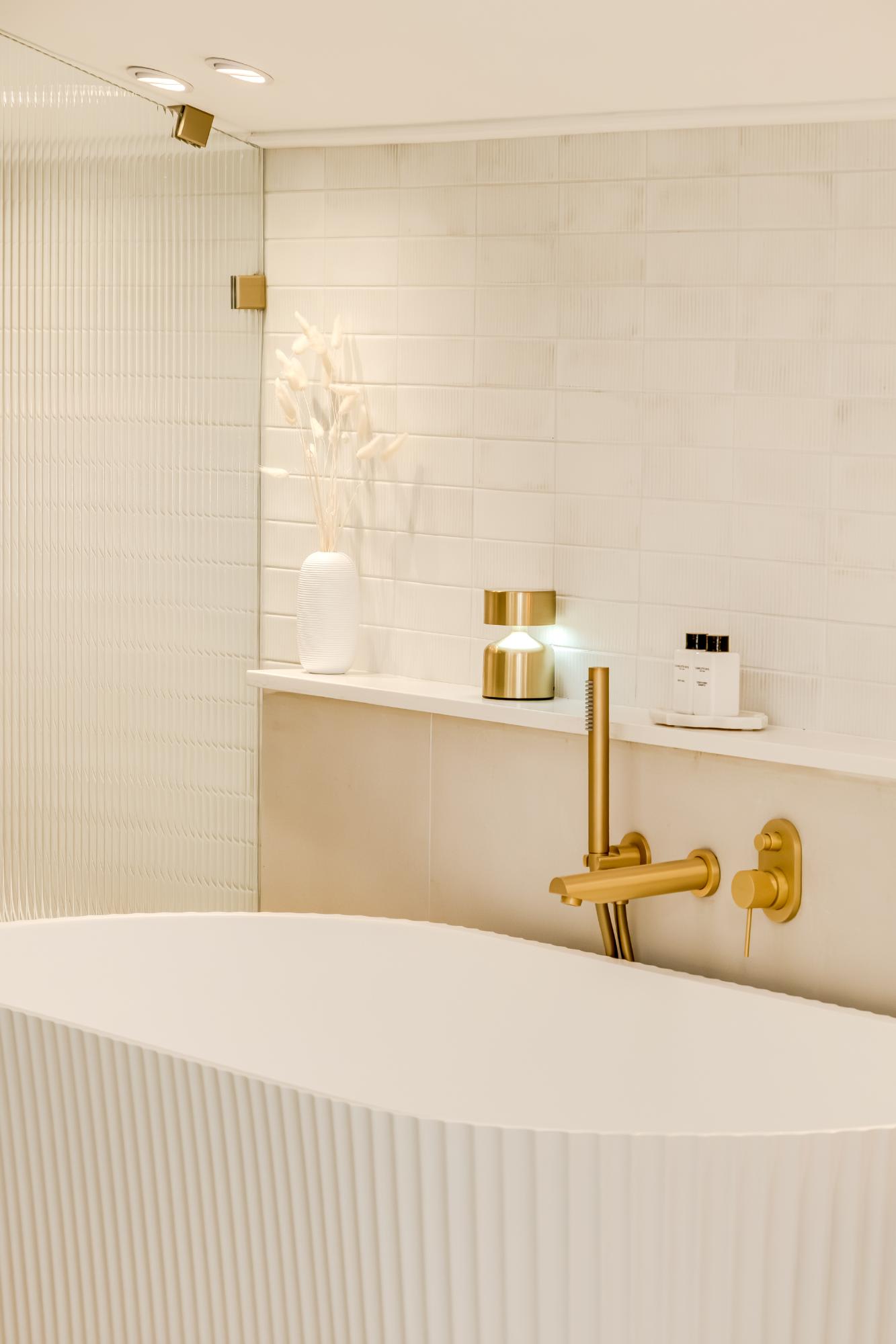 property_[object Object]_37