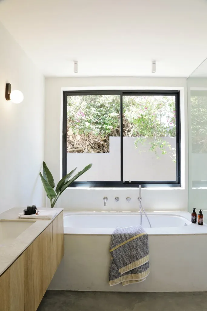 property_[object Object]_15