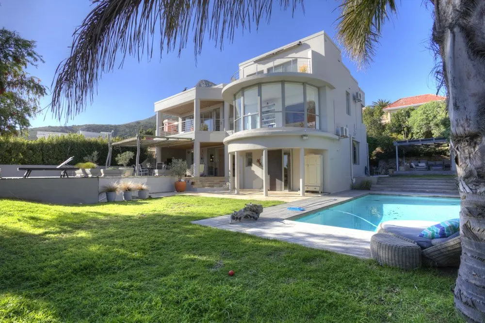 Ingwelala Camps Bay, Camps Bay