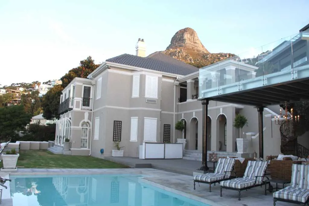 Kloof Road Villa, Bantry Bay