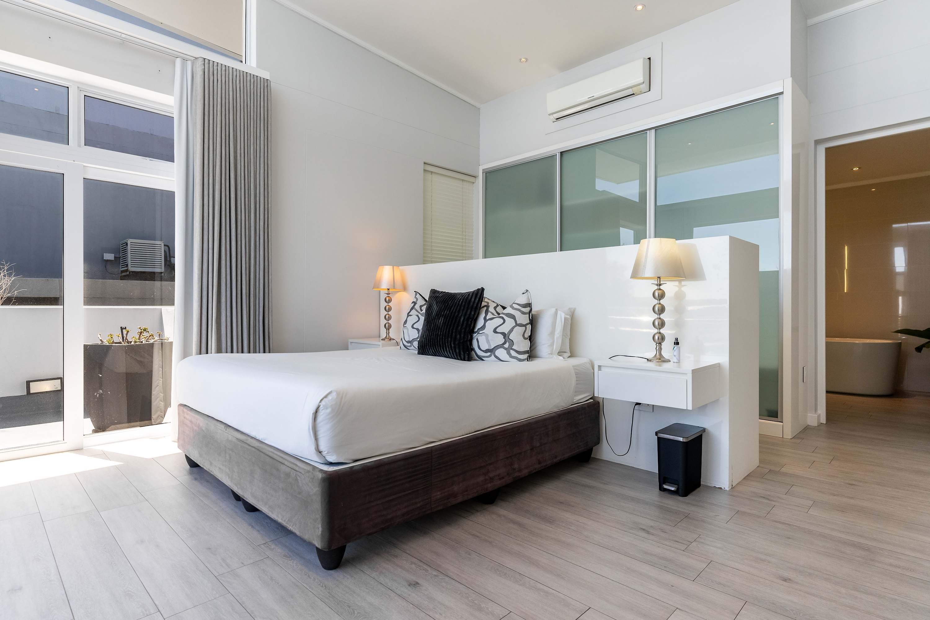 property_[object Object]_37