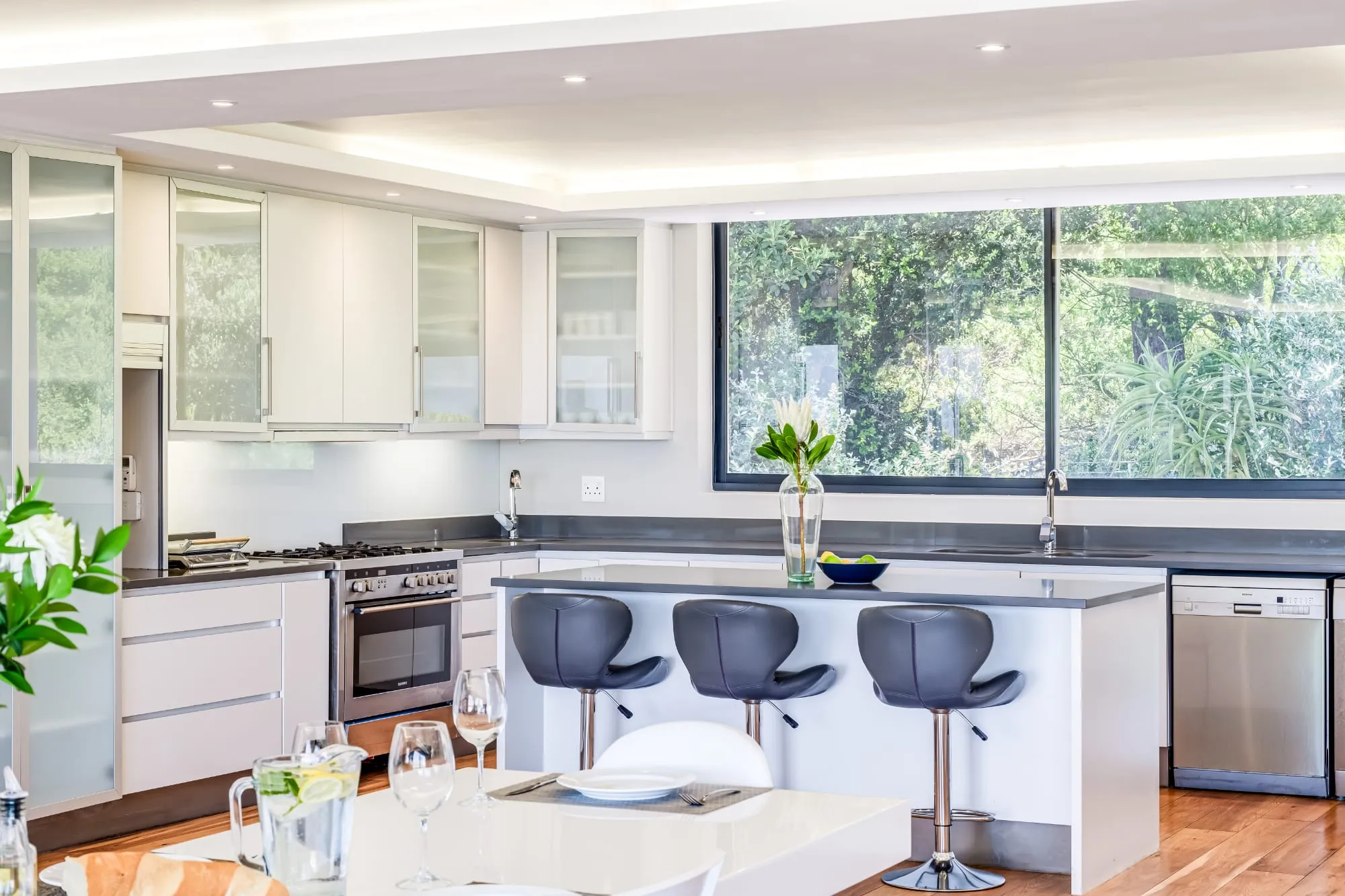 property_[object Object]_37