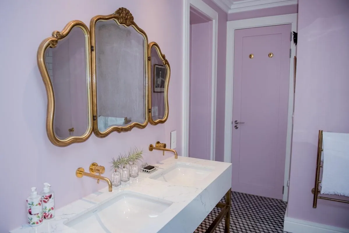 property_[object Object]_9