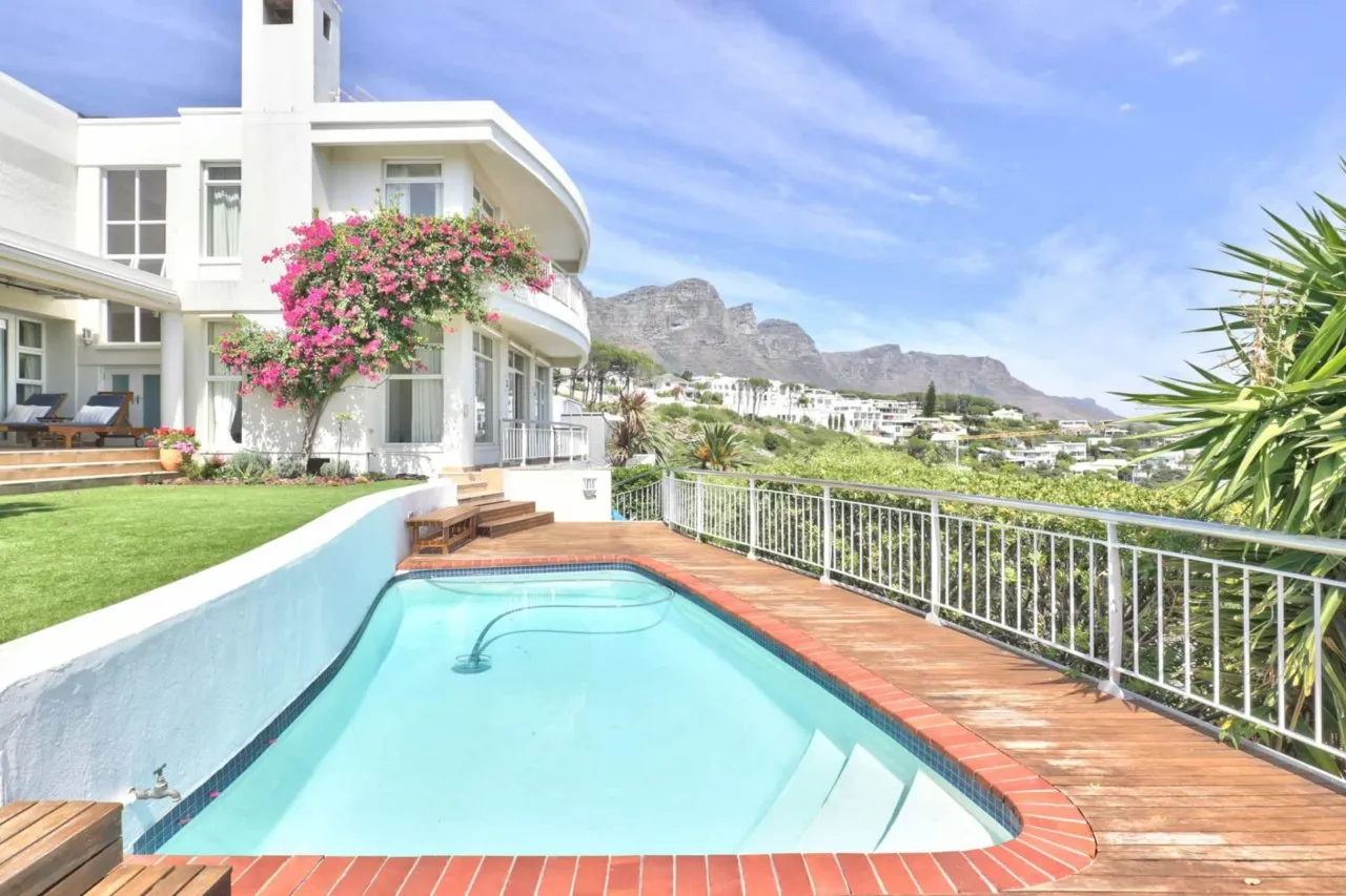 Tree Rd Villa, Camps Bay