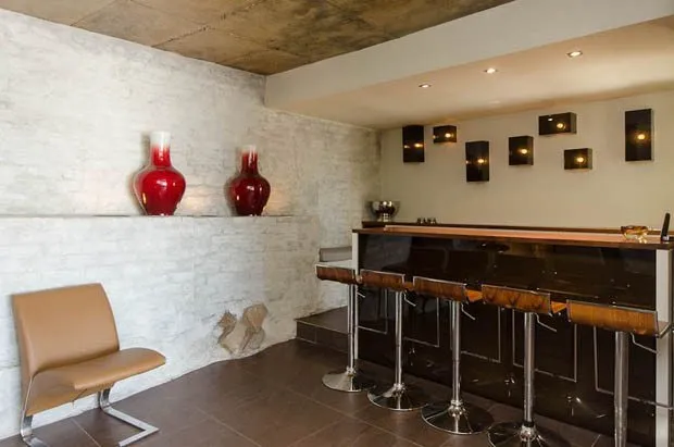 property_[object Object]_16