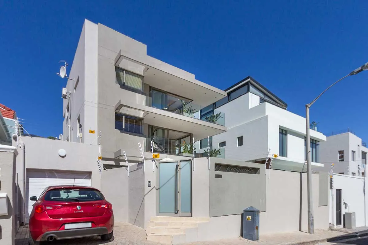 property_[object Object]_12