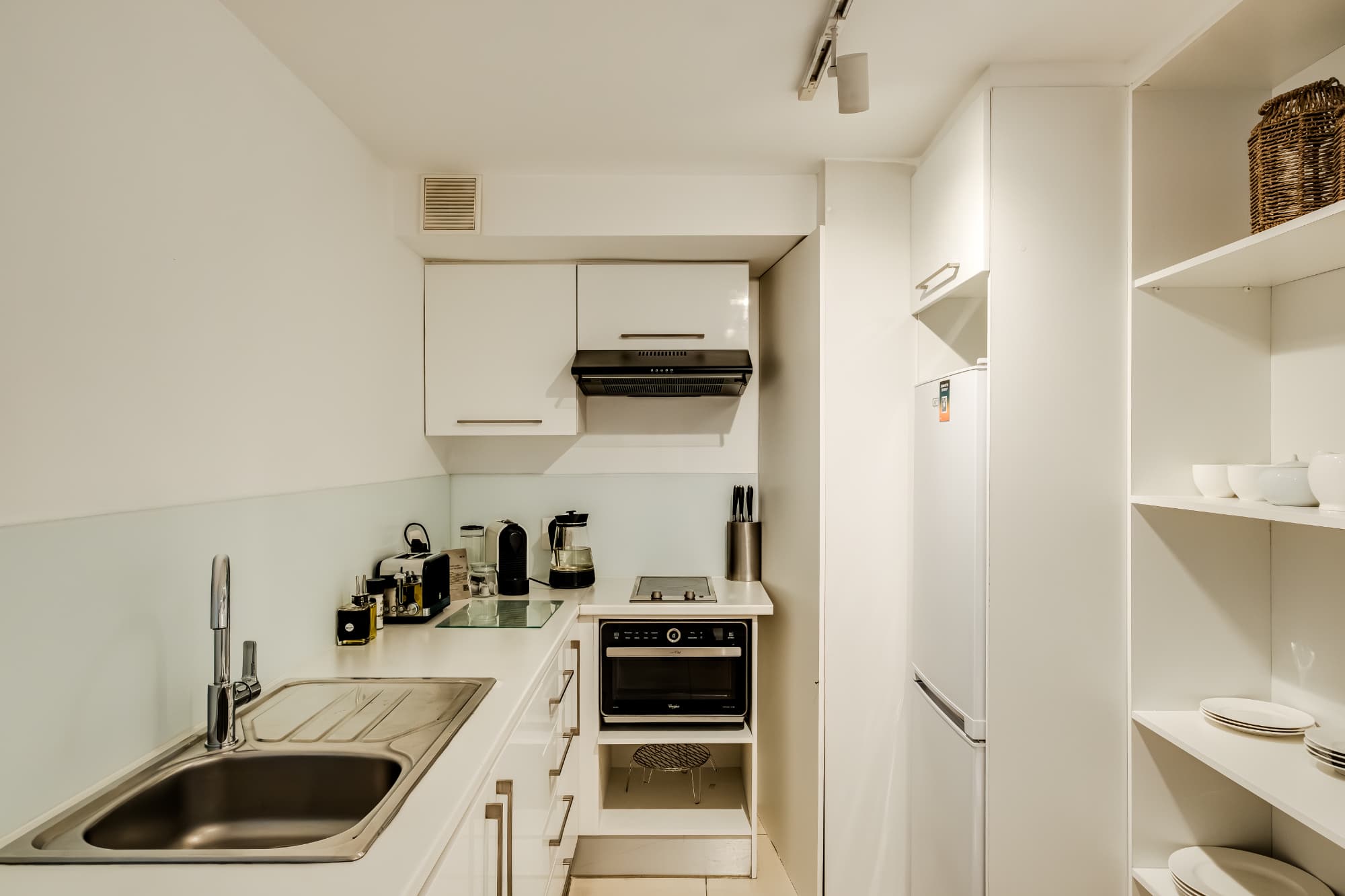 property_[object Object]_12