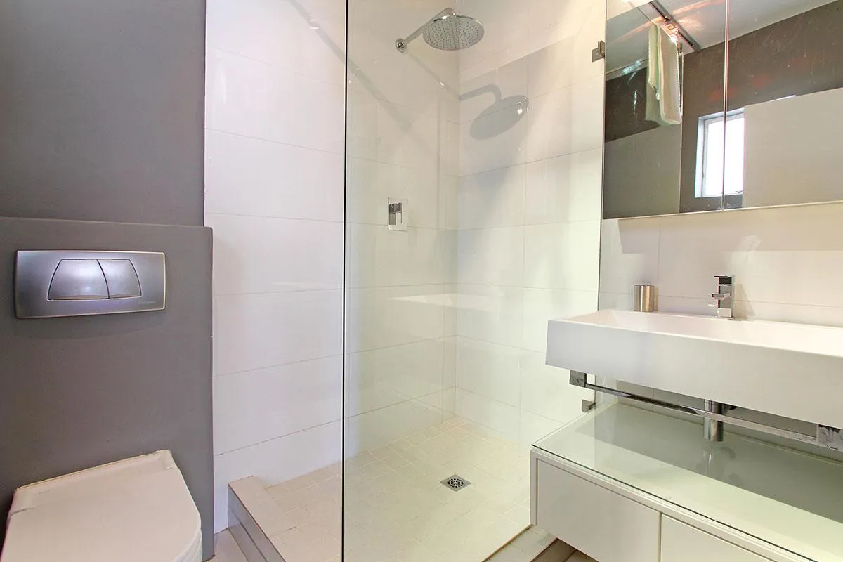 property_[object Object]_9