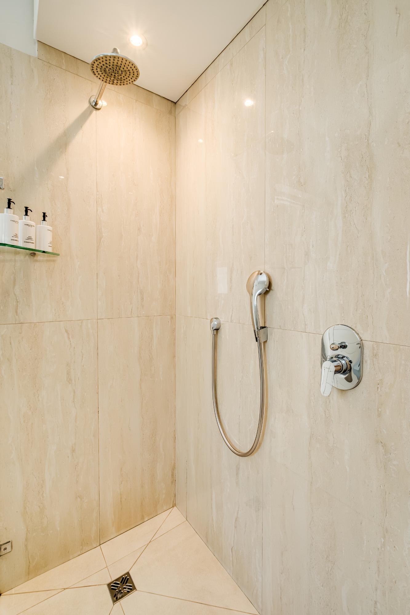 property_[object Object]_39