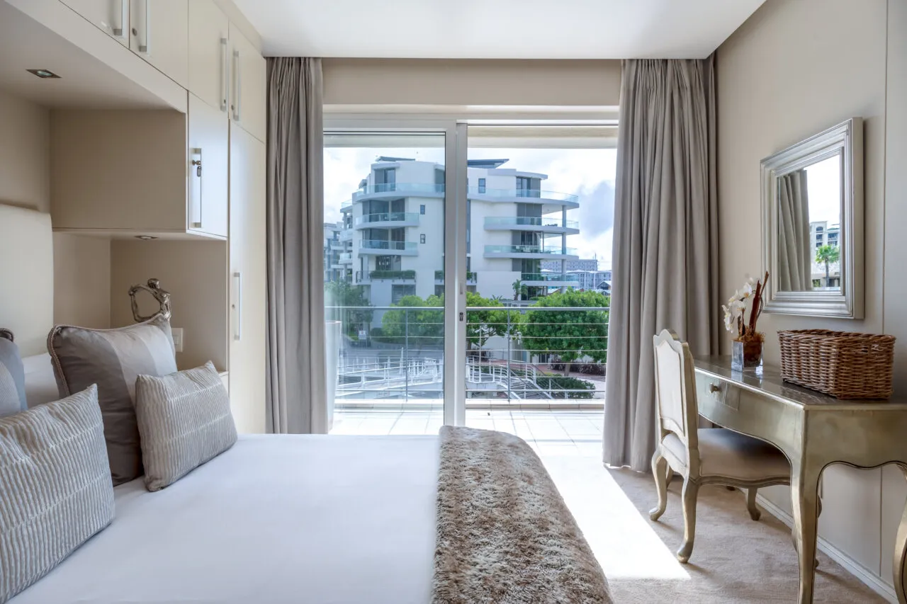 property_[object Object]_26