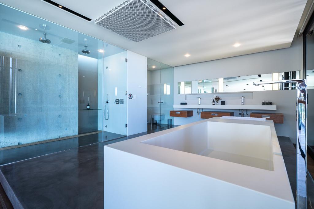 property_[object Object]_23