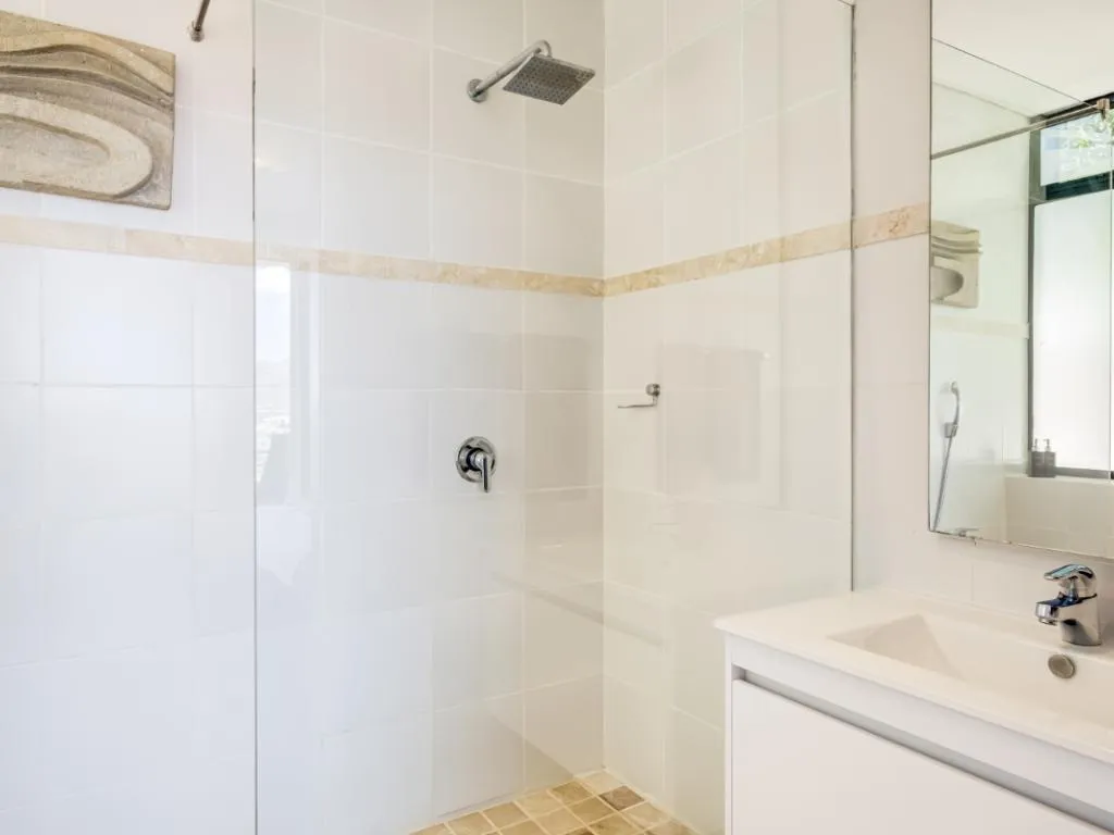 property_[object Object]_18