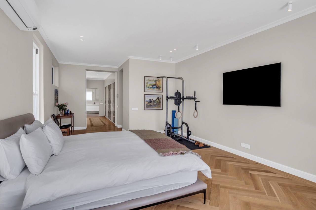 property_[object Object]_12