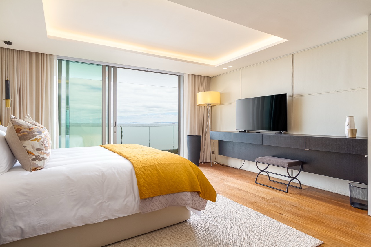 property_[object Object]_12