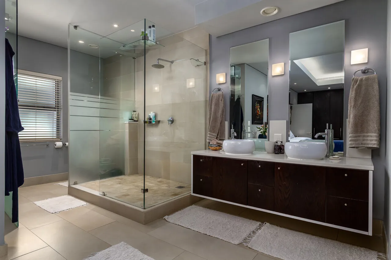 property_[object Object]_15