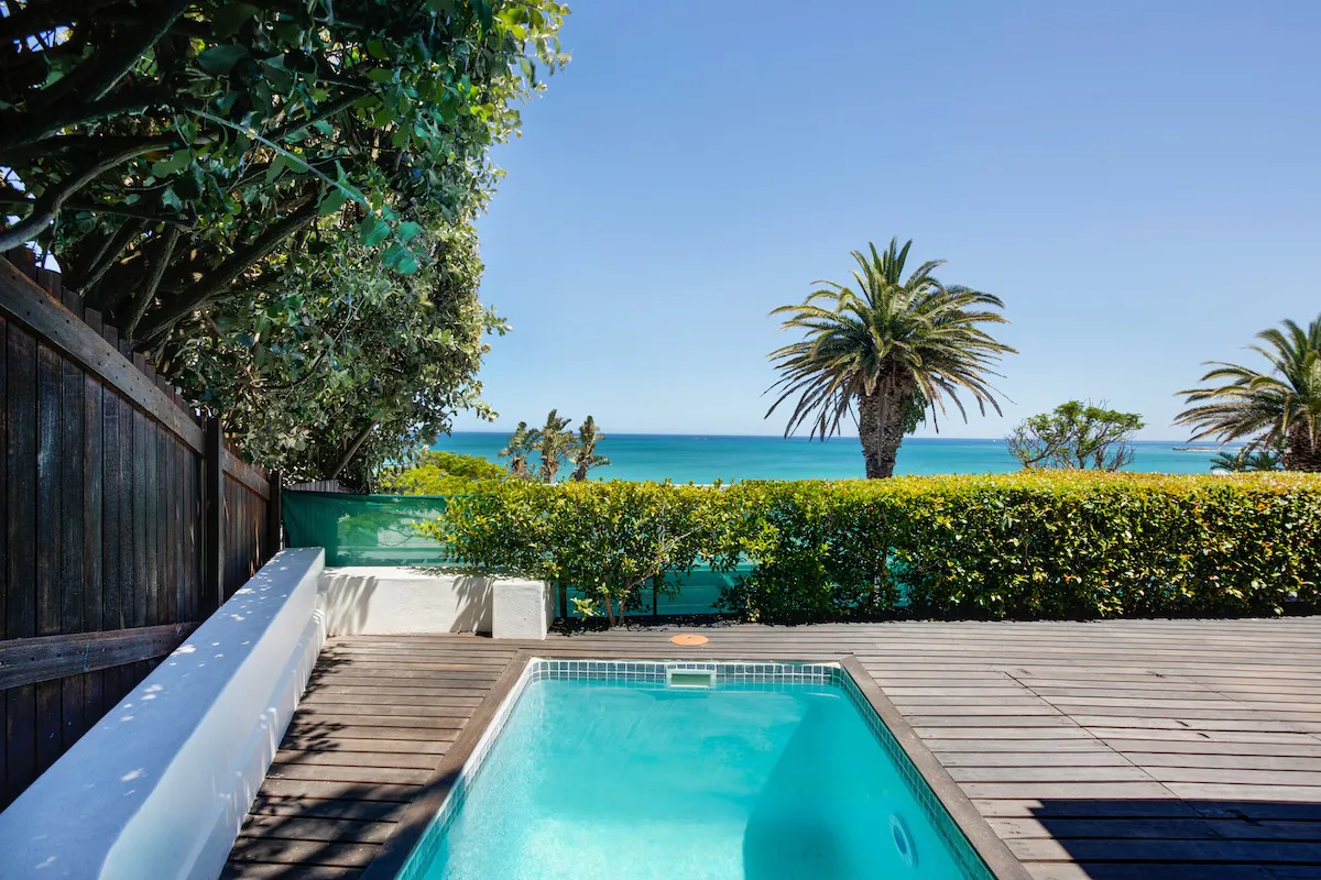 Clifton Cottage, Clifton