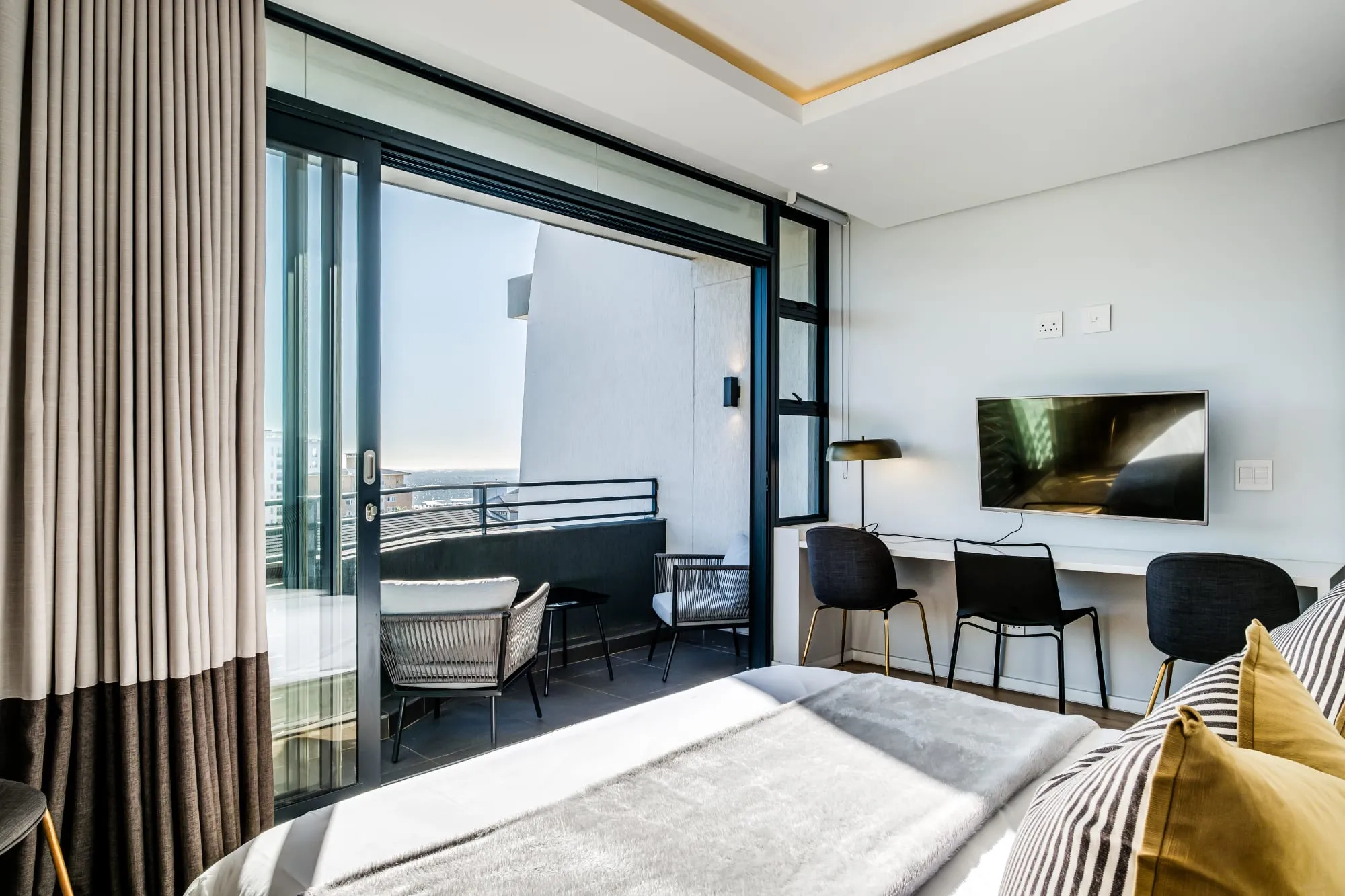 property_[object Object]_24