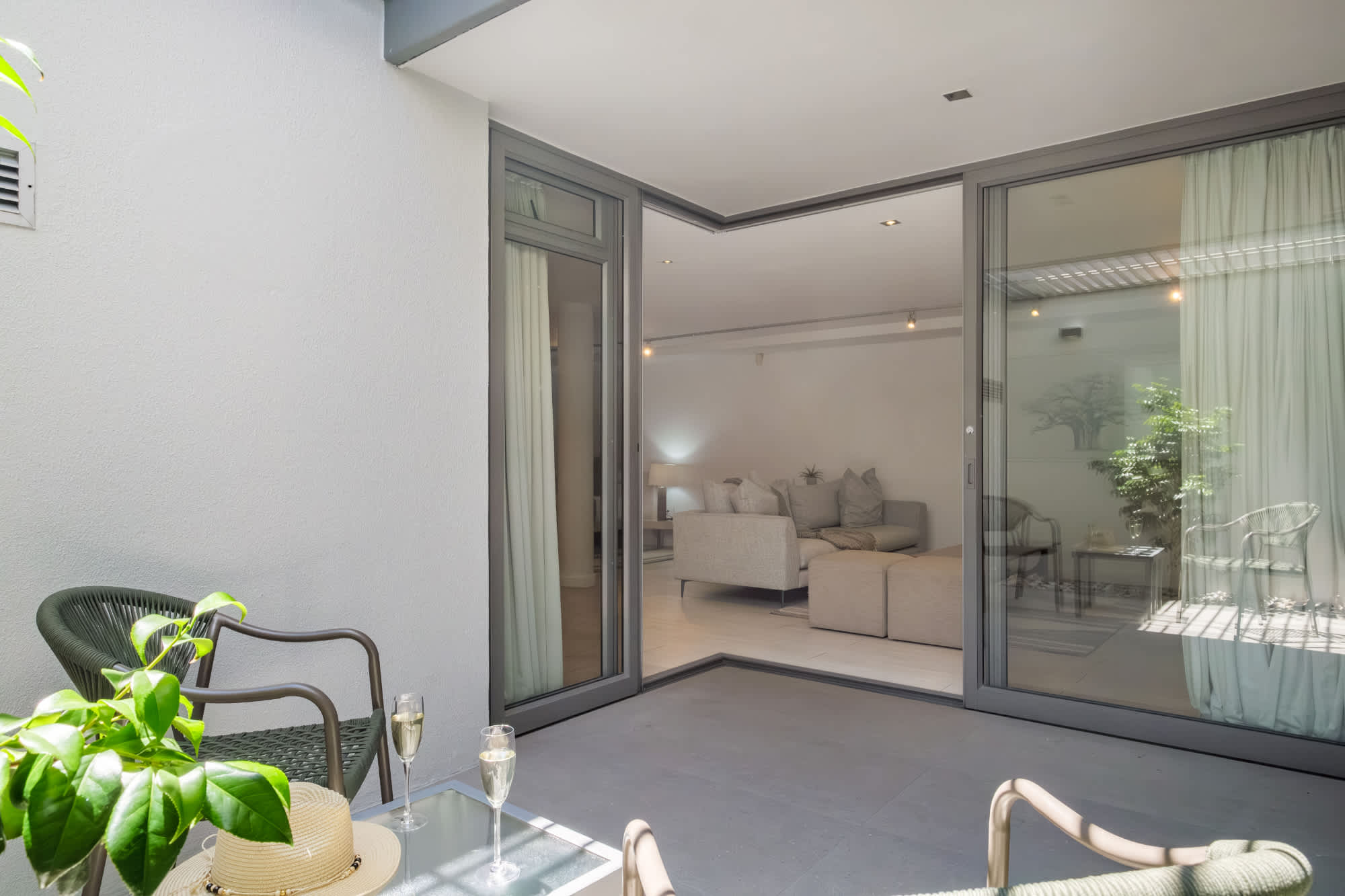 property_[object Object]_7