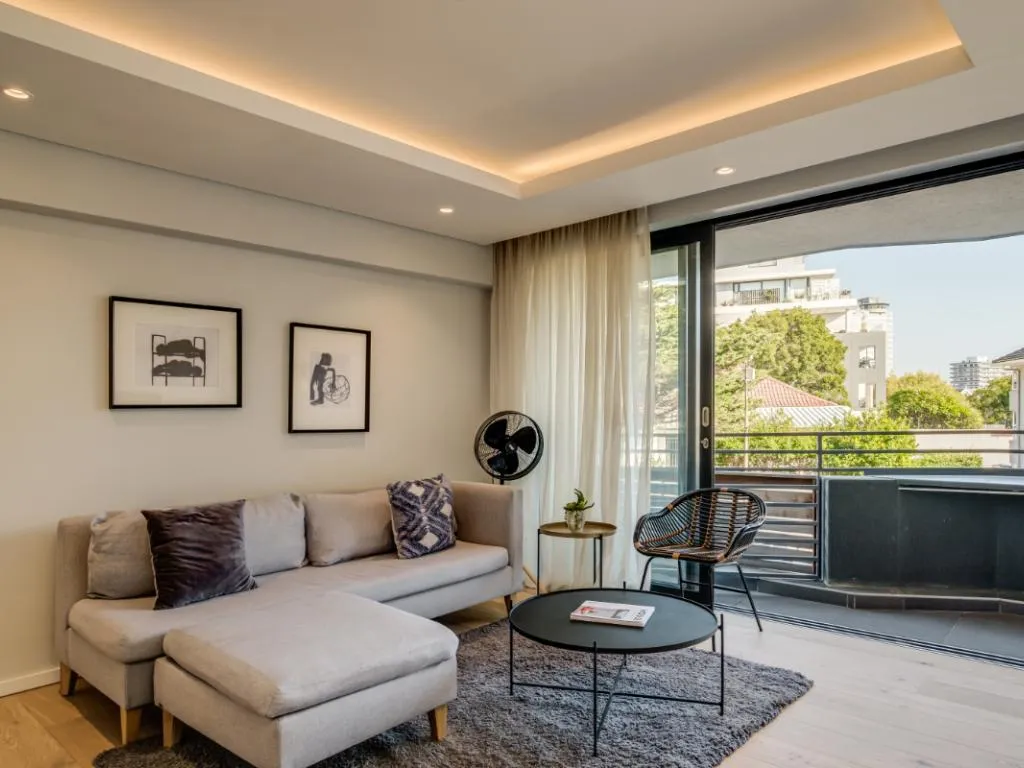 property_[object Object]_7