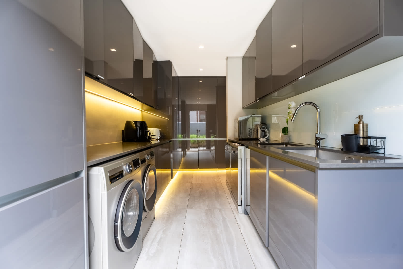 property_[object Object]_27