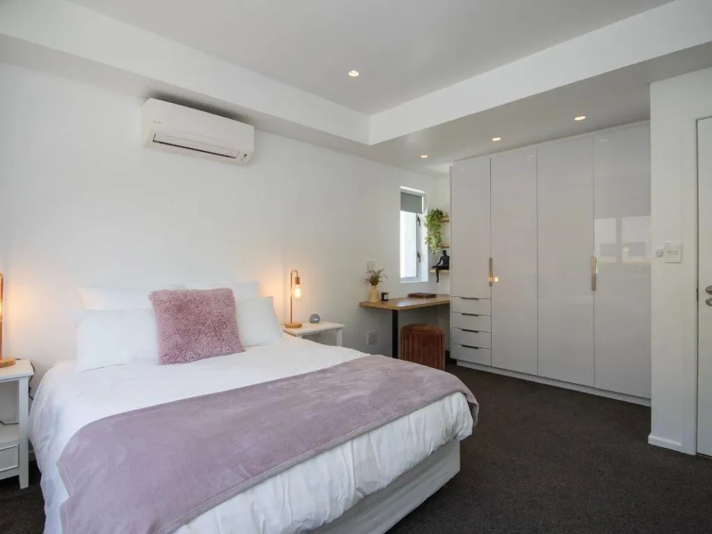 property_[object Object]_18