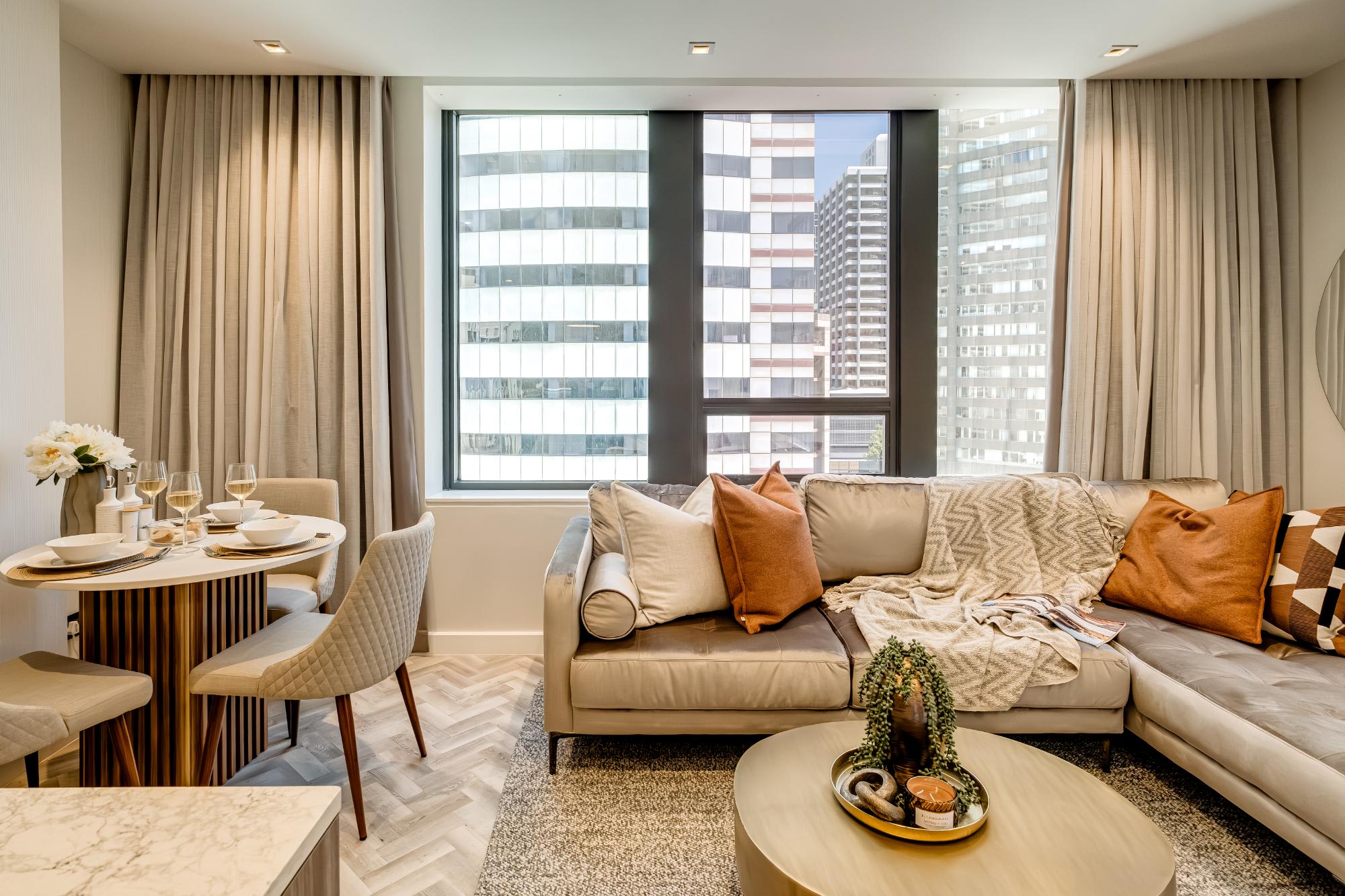 property_[object Object]_6