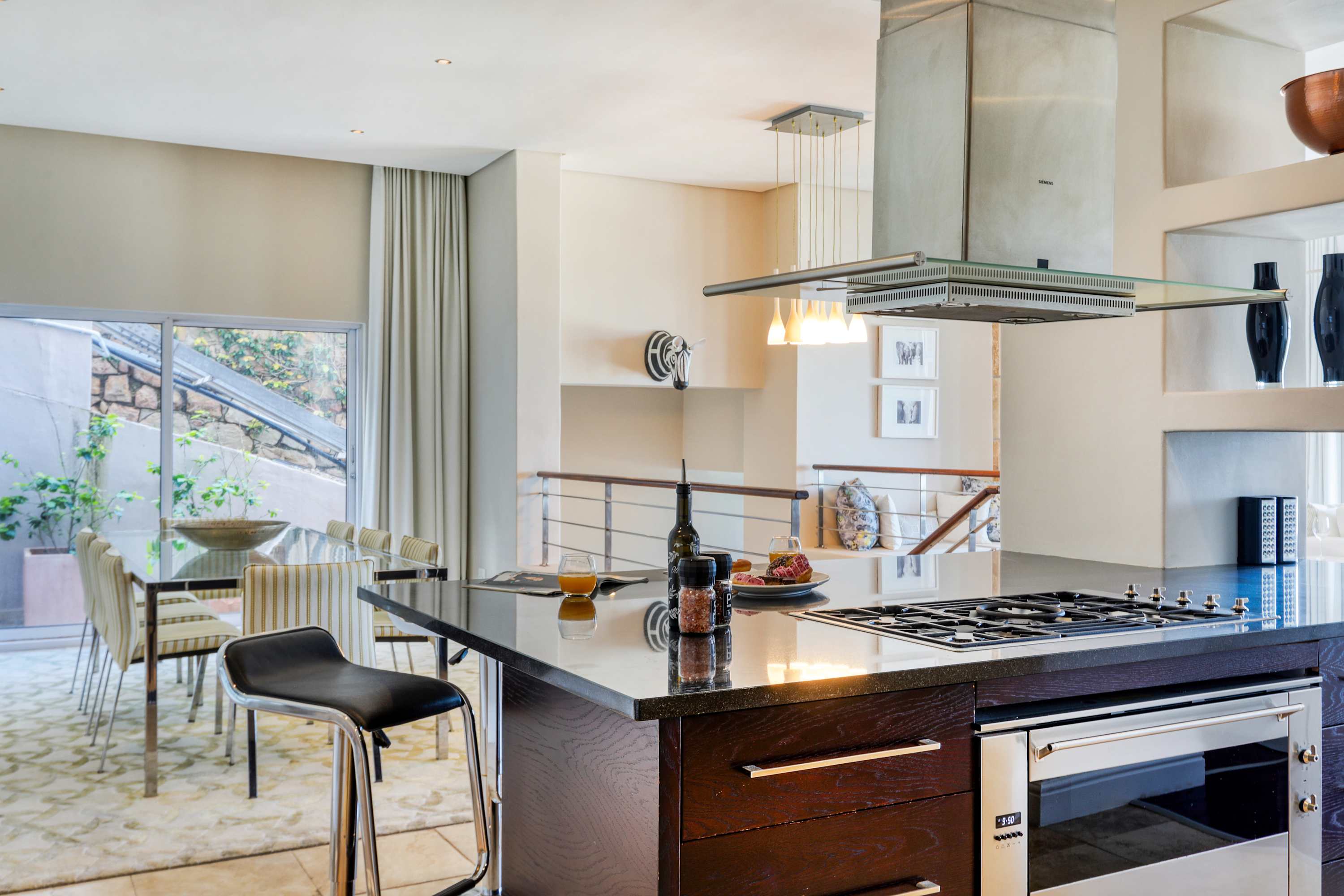 property_[object Object]_12