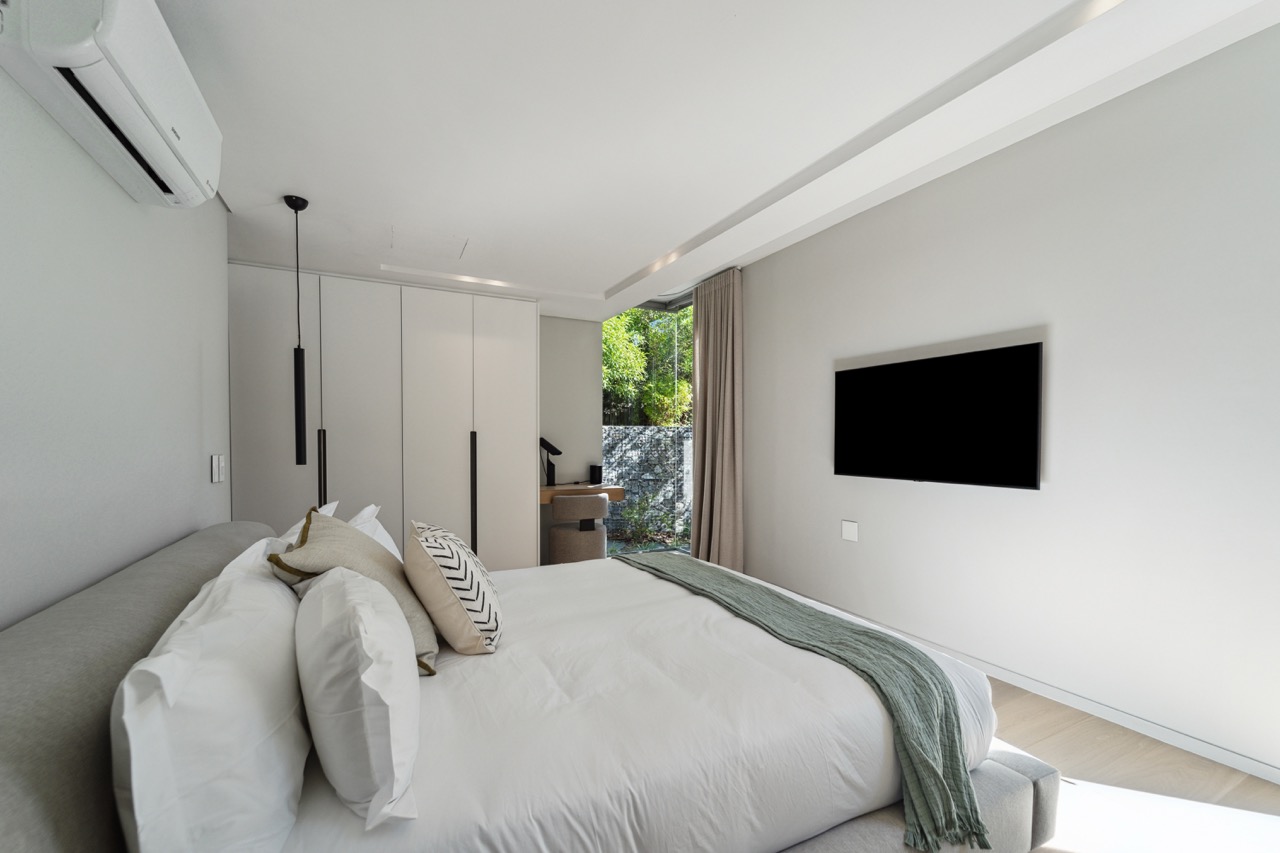 property_[object Object]_18