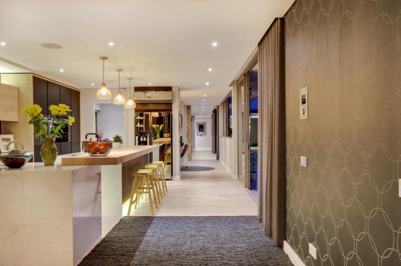 property_[object Object]_16