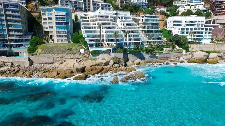Clifton Holiday Apartment, Clifton