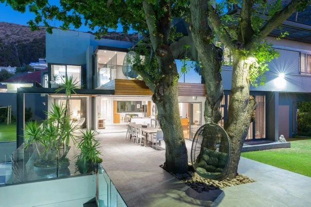 property_[object Object]_5