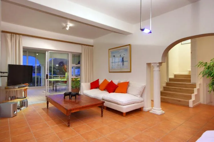 property_[object Object]_8