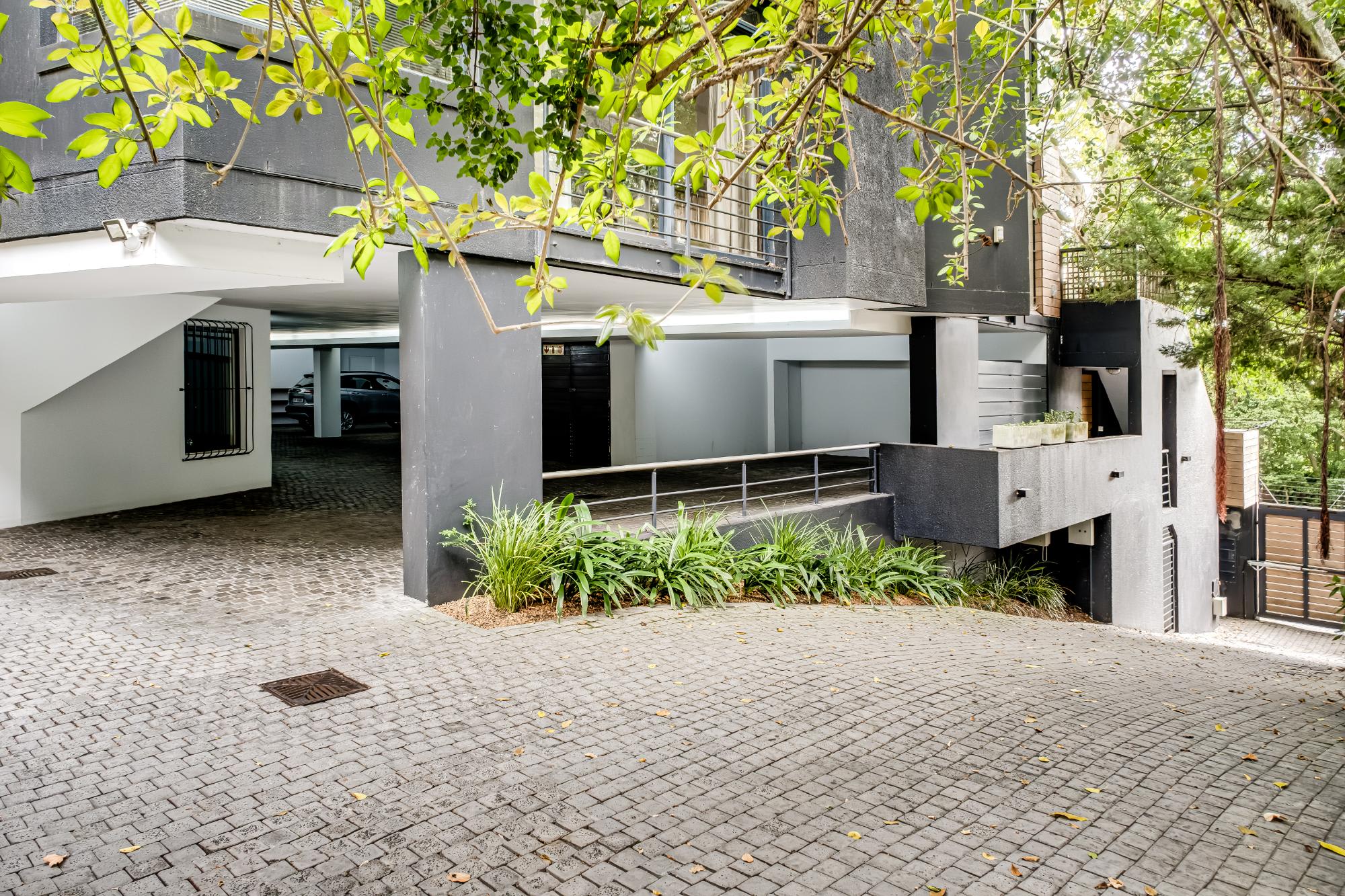 property_[object Object]_47