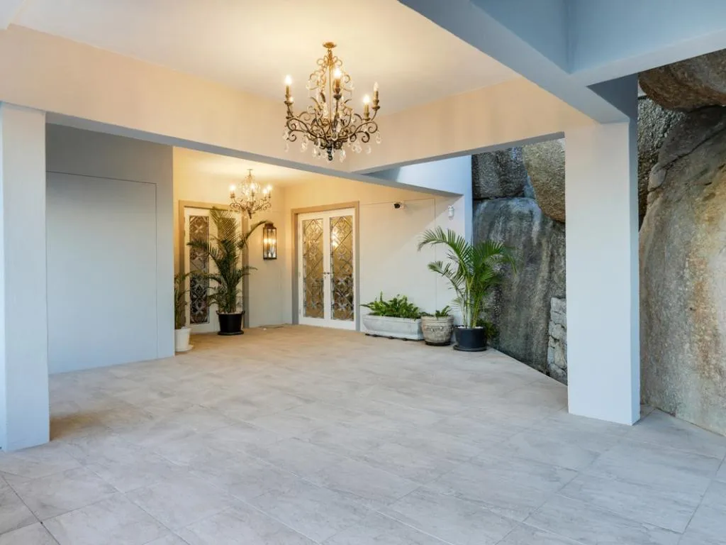 property_[object Object]_4