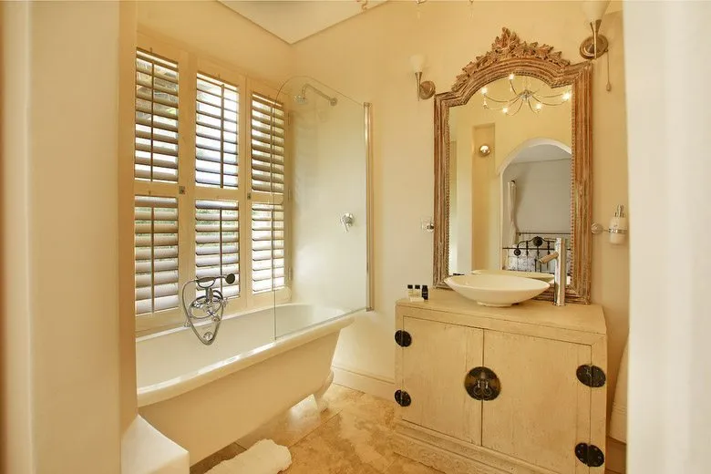 property_[object Object]_4