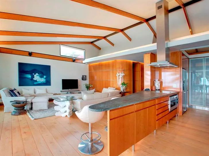 property_[object Object]_9