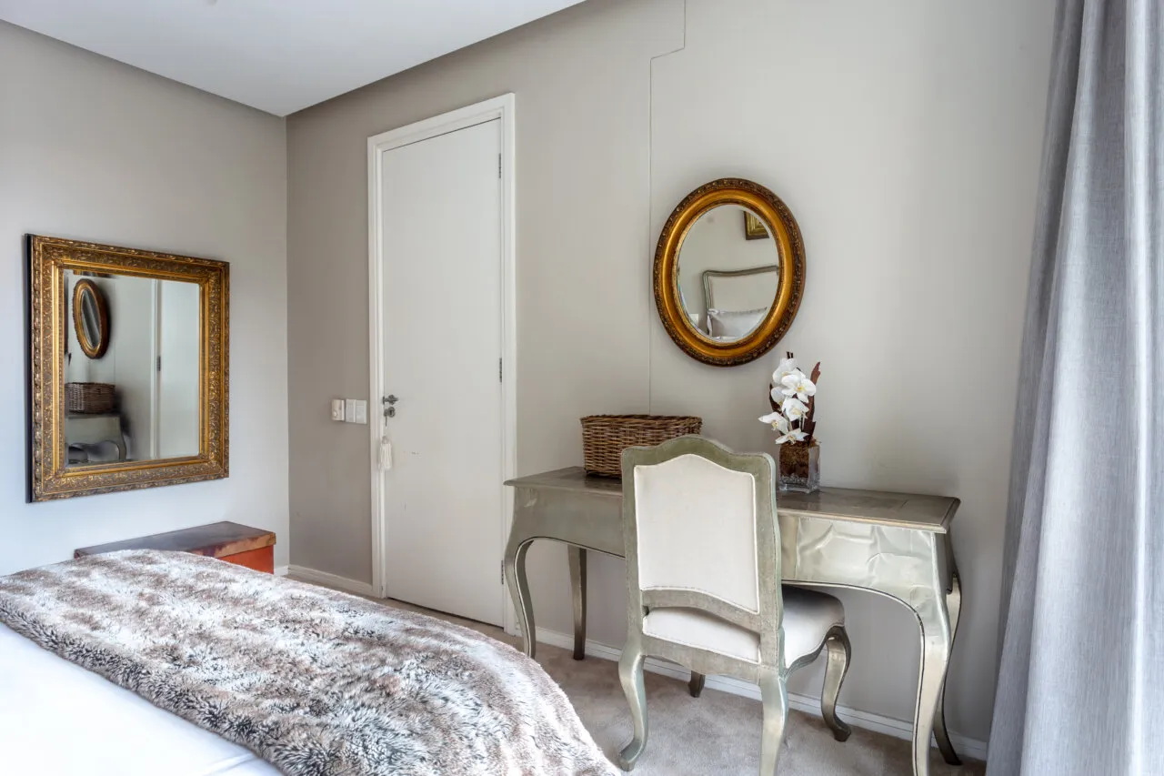 property_[object Object]_17