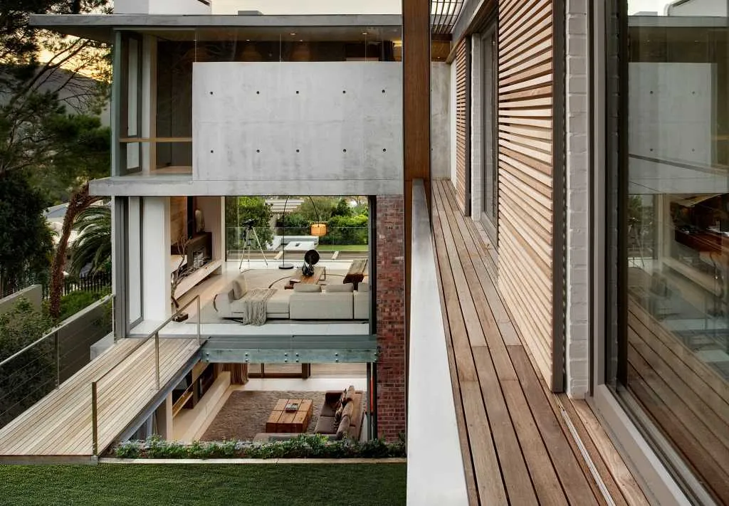 property_[object Object]_6