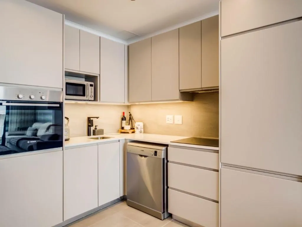 property_[object Object]_8