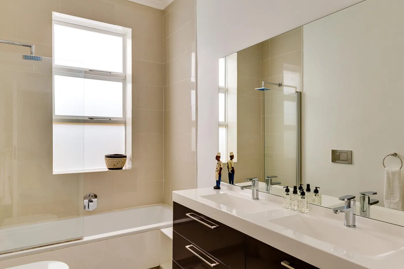 property_[object Object]_16