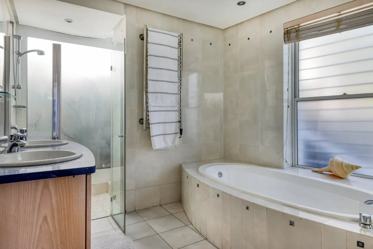 property_[object Object]_14