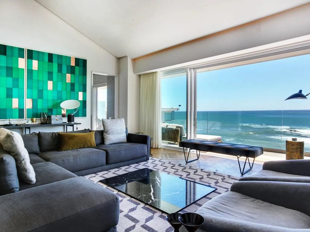 Bantry Bay Conway Court, Bantry Bay