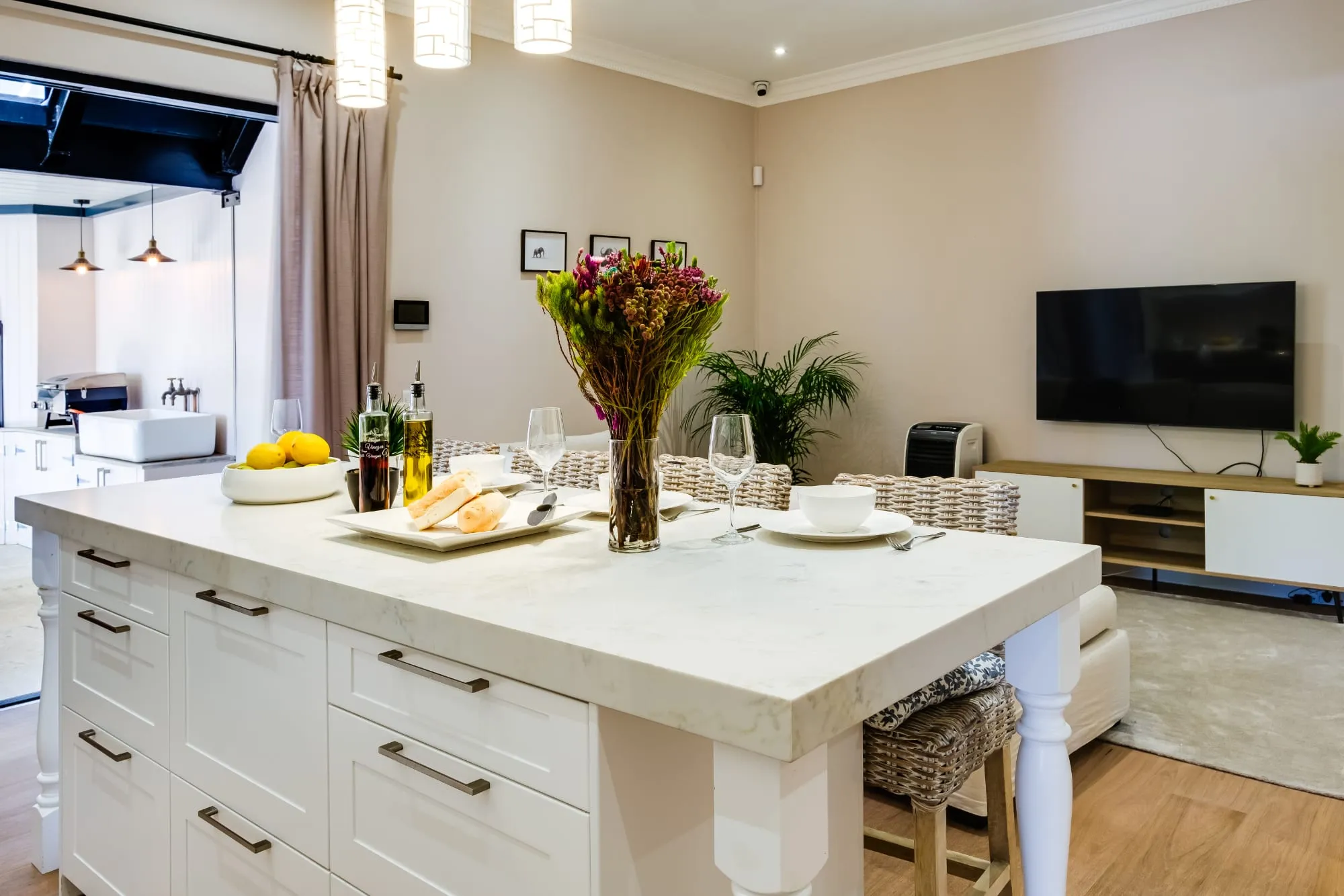 property_[object Object]_12