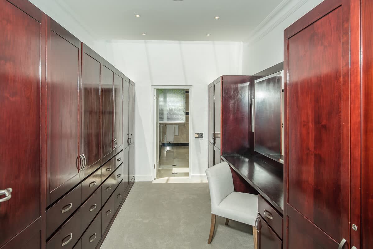 property_[object Object]_30