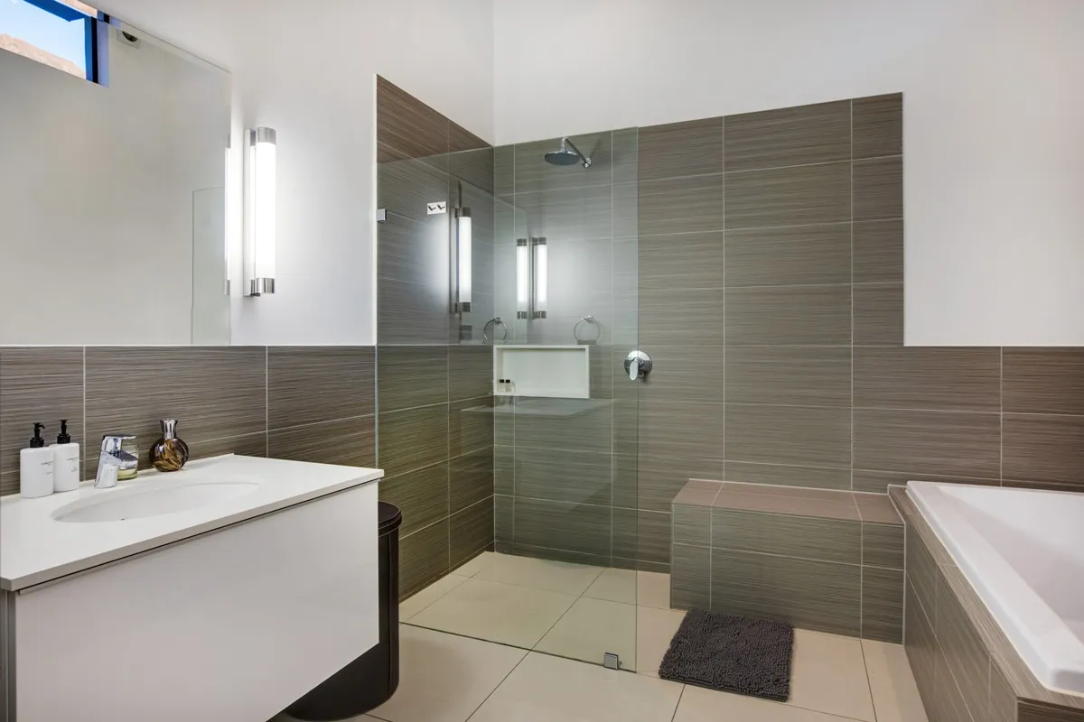 property_[object Object]_6