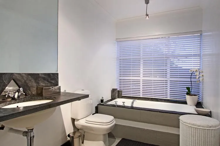 property_[object Object]_6